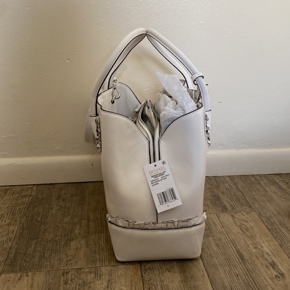 michael kors bag - Picture 2 of 12